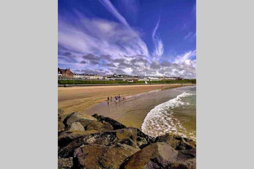 Ferienwohnung The Loft , Portrush Exterior foto